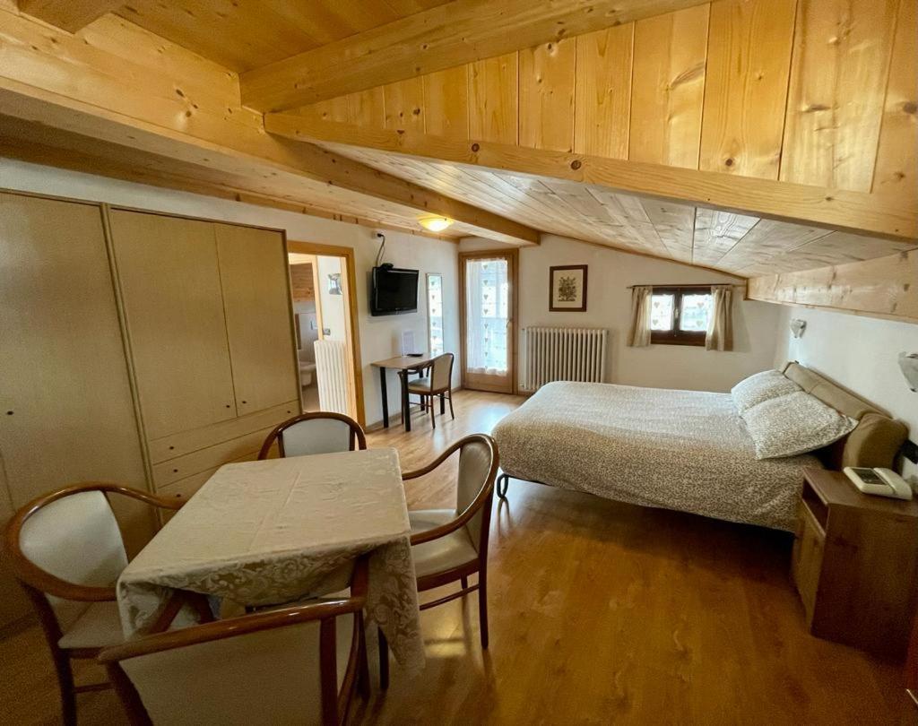 Ambassador Rooms In Bormio, Solo Camera Senza Colazione Εξωτερικό φωτογραφία