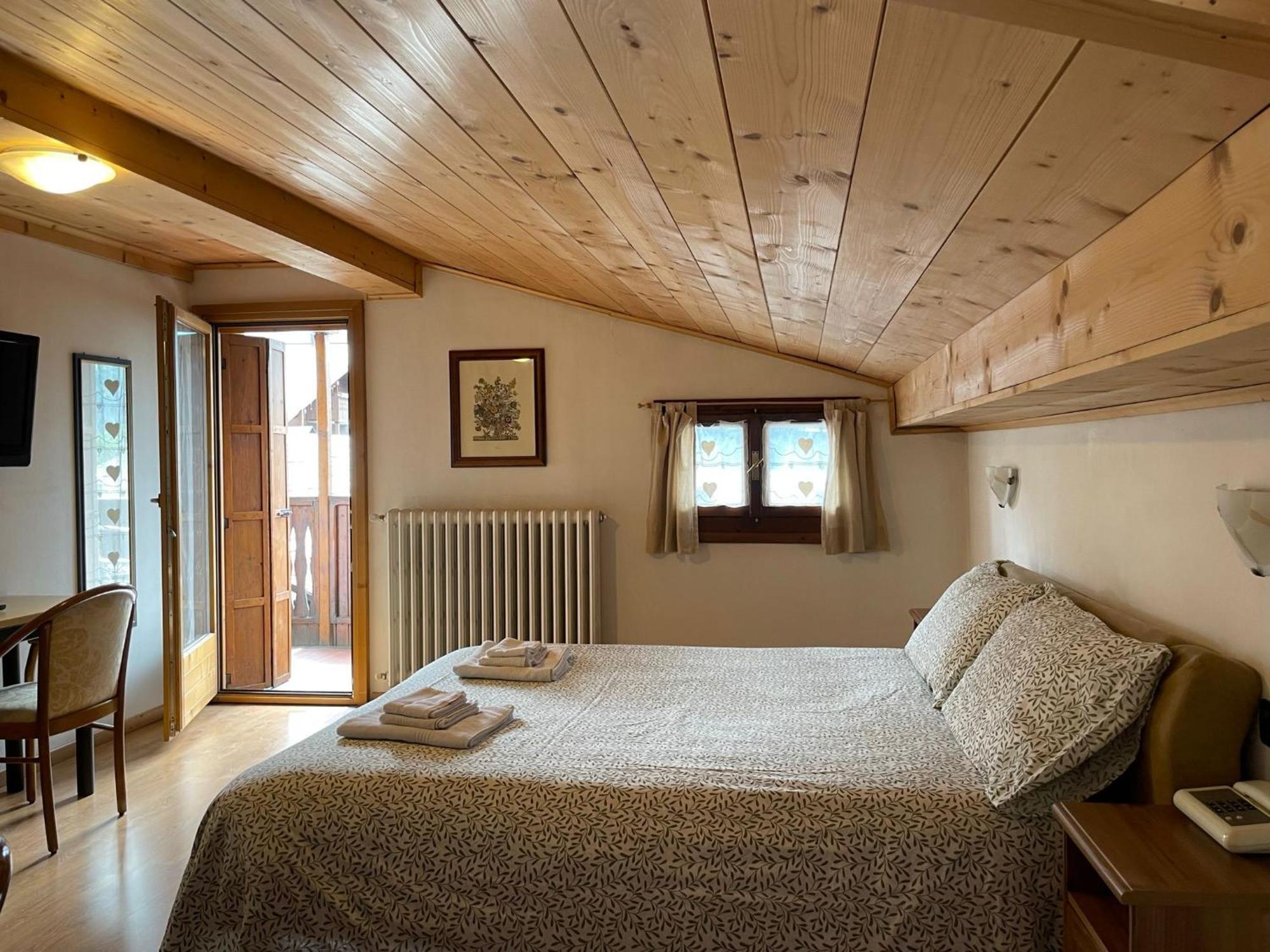 Ambassador Rooms In Bormio, Solo Camera Senza Colazione Εξωτερικό φωτογραφία